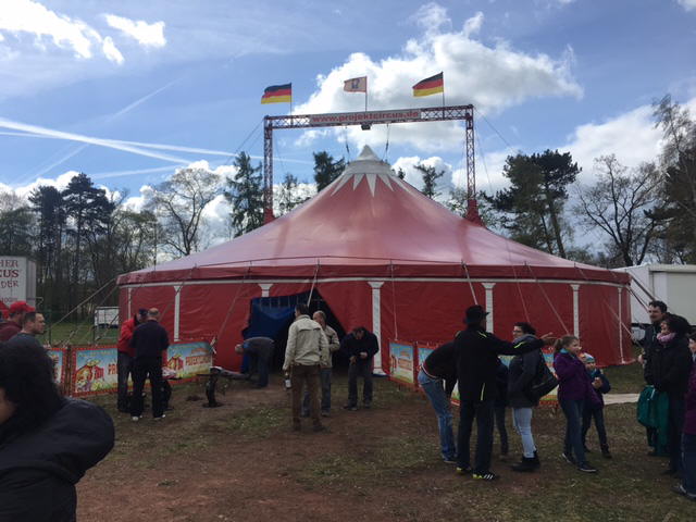 Aufbau Zirkus 15