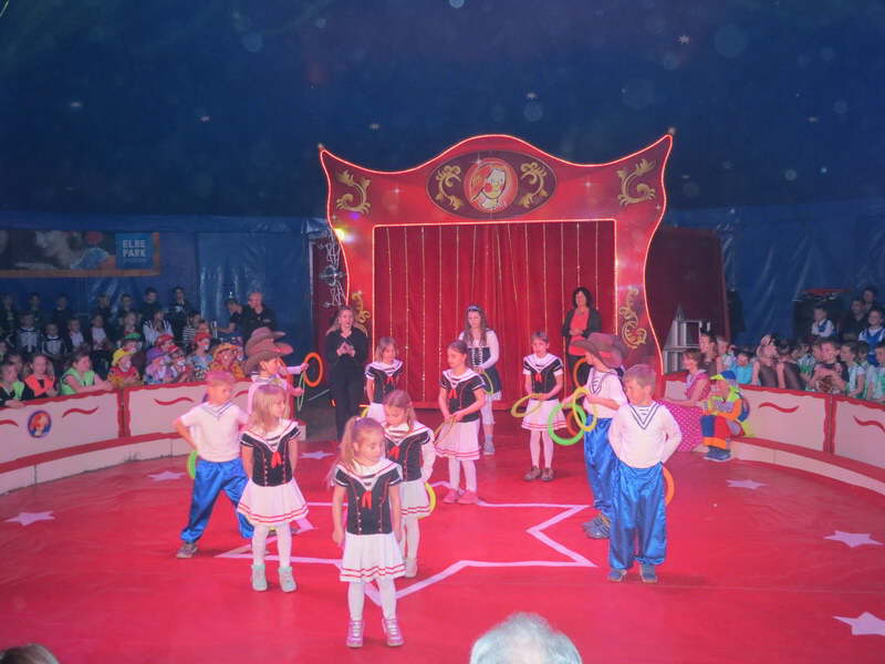 Auff�hrung Gruppe A und B Donnerstag 581