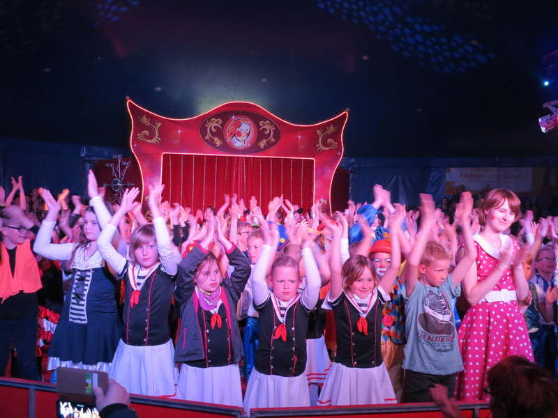 Auff�hrung Gruppe A und B Donnerstag 841a