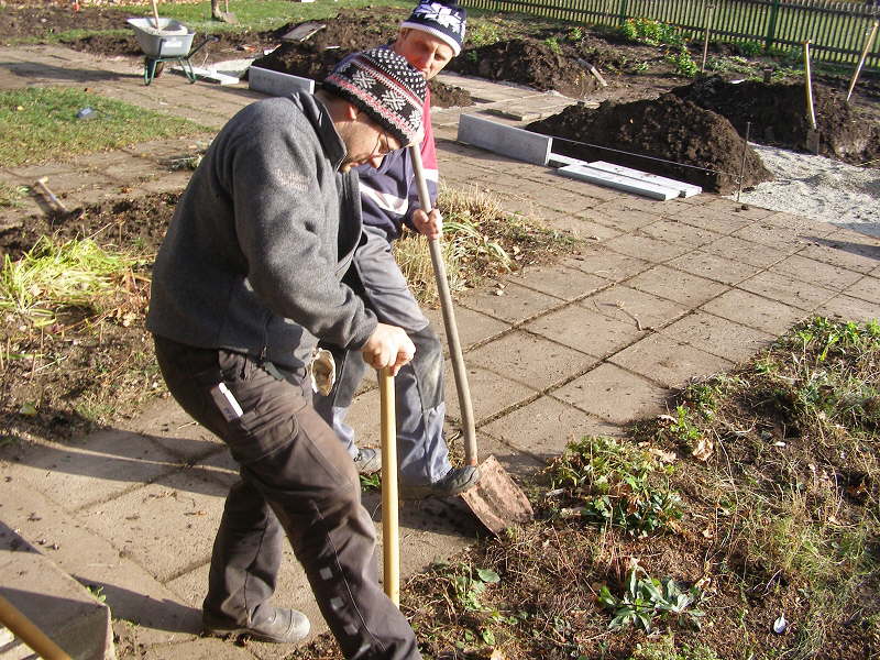 Schulgarten Arbeitseinsatz15