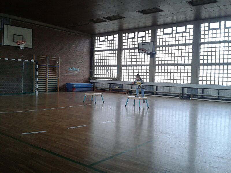 Turnhalle03